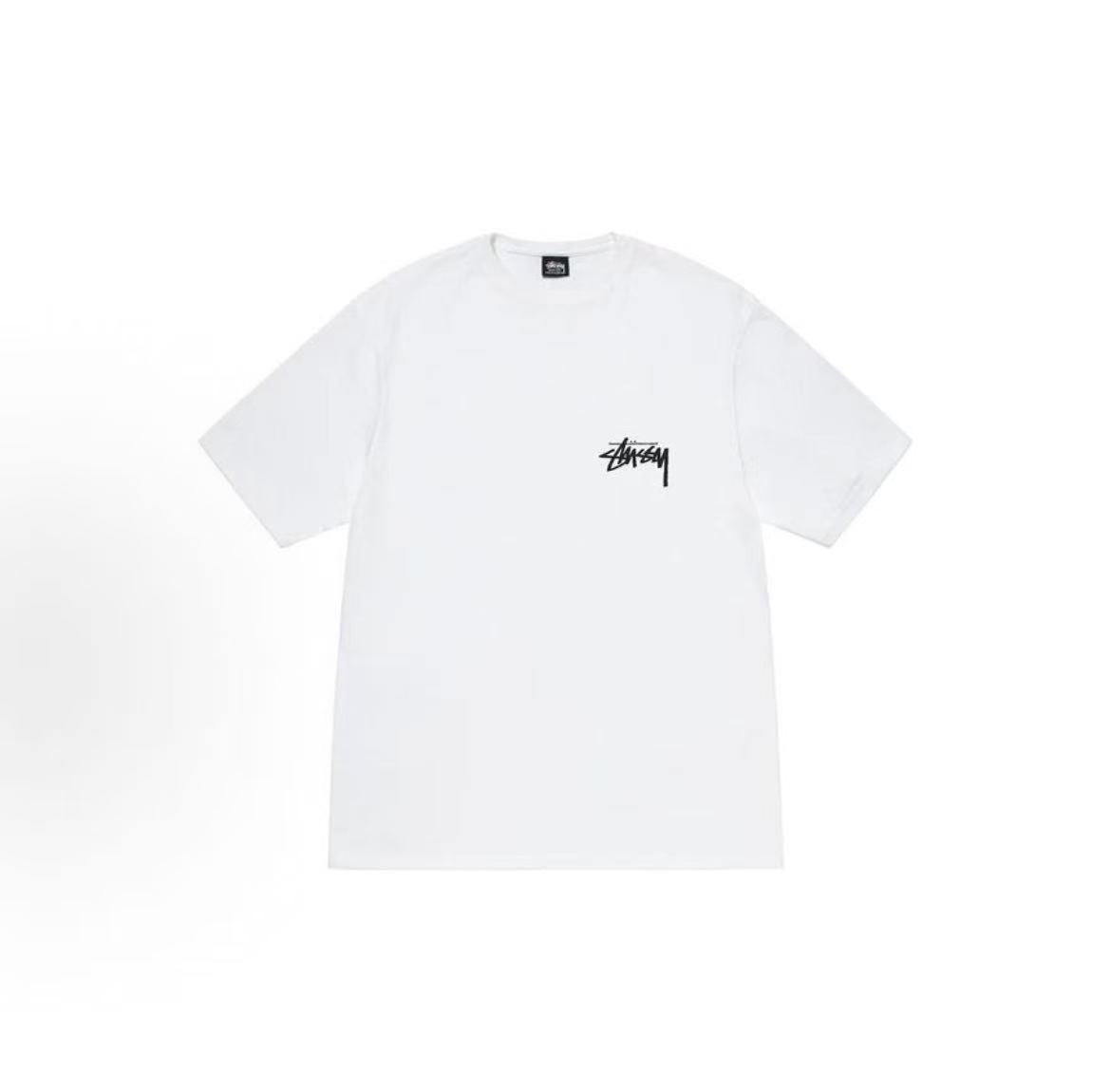 Stussy SS23 SS23 Spring Summer Collection 8 Ball Series SHATTERED TEE - A loose round-neck short-sleeved T-shirt with a black 8 pattern and an alphabet logo print. Available for both men and women.