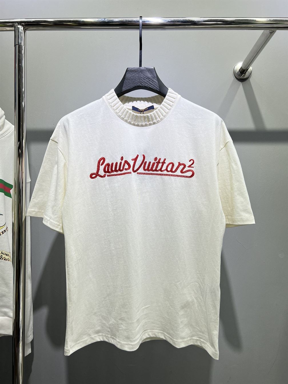 LOUIS VUITTON X NIGO EMBROIDERED MOCKNECK WHITE T-SHIRT – LVTS056