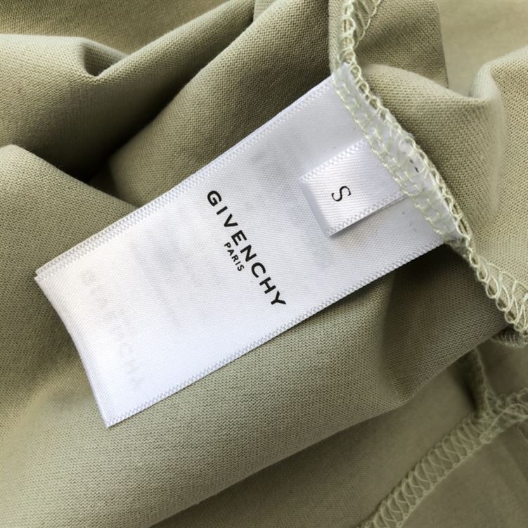GIVENCHY SLIM FIT T-SHIRT IN JERSEY WITH CERAMIC PRINT IN LIGHT GREEN – GTS004