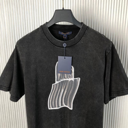 LOUIS VUITTON GRAPHIC LV SIGNATURE T-SHIRT – LVTS072