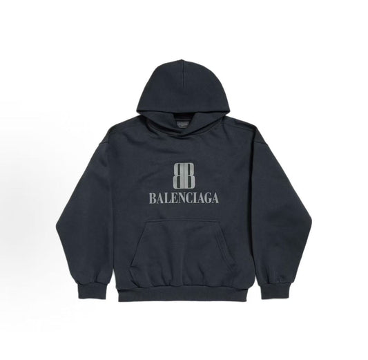 Balenciaga cotton drop-shoulder logo logo hooded pullover in regular fit for men, in black color.