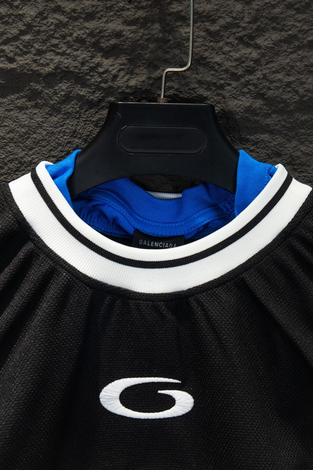Balenciaga Panel-Sleeve Long-Sleeve T-Shirt (Jersey Style)